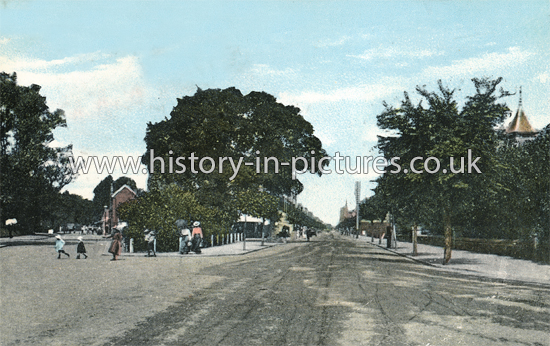 Old Road and Station Road, Frinton on Sea, Essex. c.1907